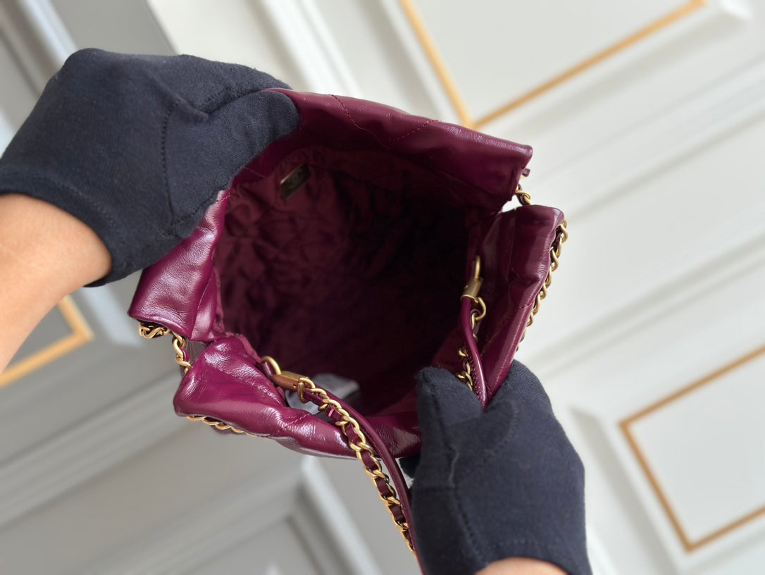 CHANEL HOBO BAG 22 BURGUNDY LAMBSKIN GOLD HARDWARE 20CM