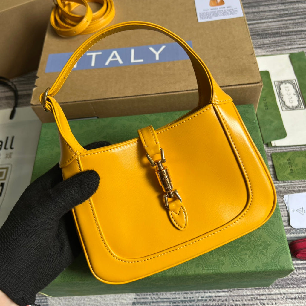 GUCCI JACKIE MINI 19 SHOULDER BAG IN YELLOW CALFSKIN