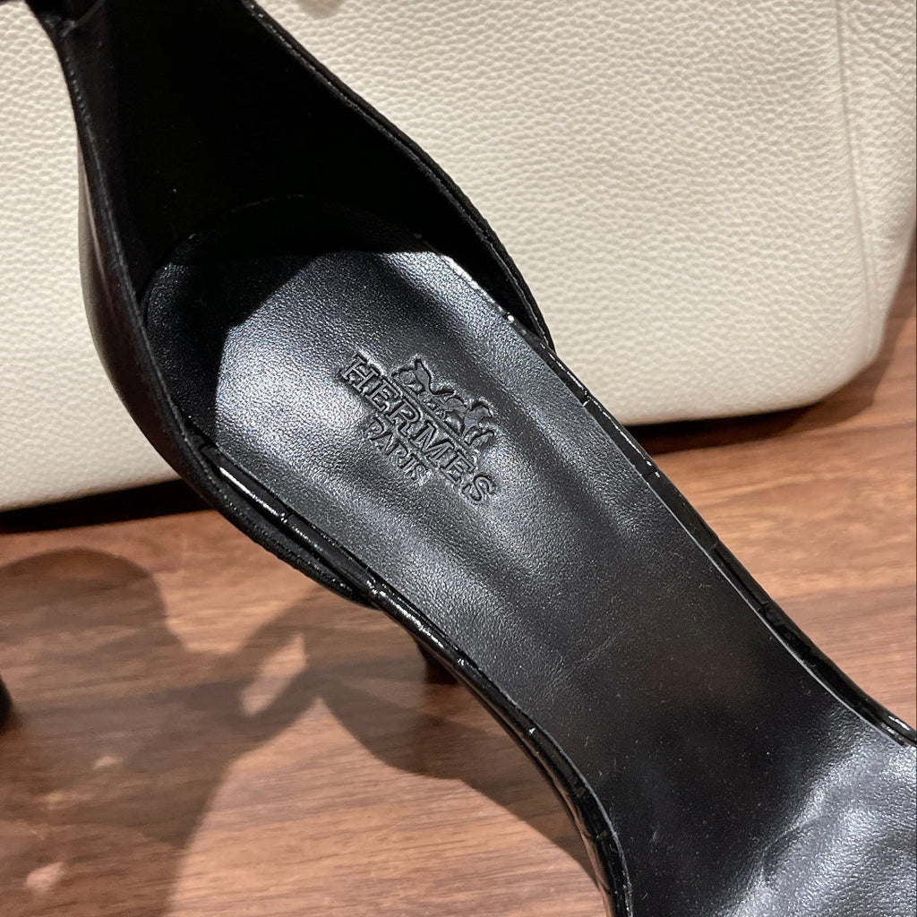 HERMES PREMIERE 115 SANDAL IN BLACK PATENT CALFSKIN
