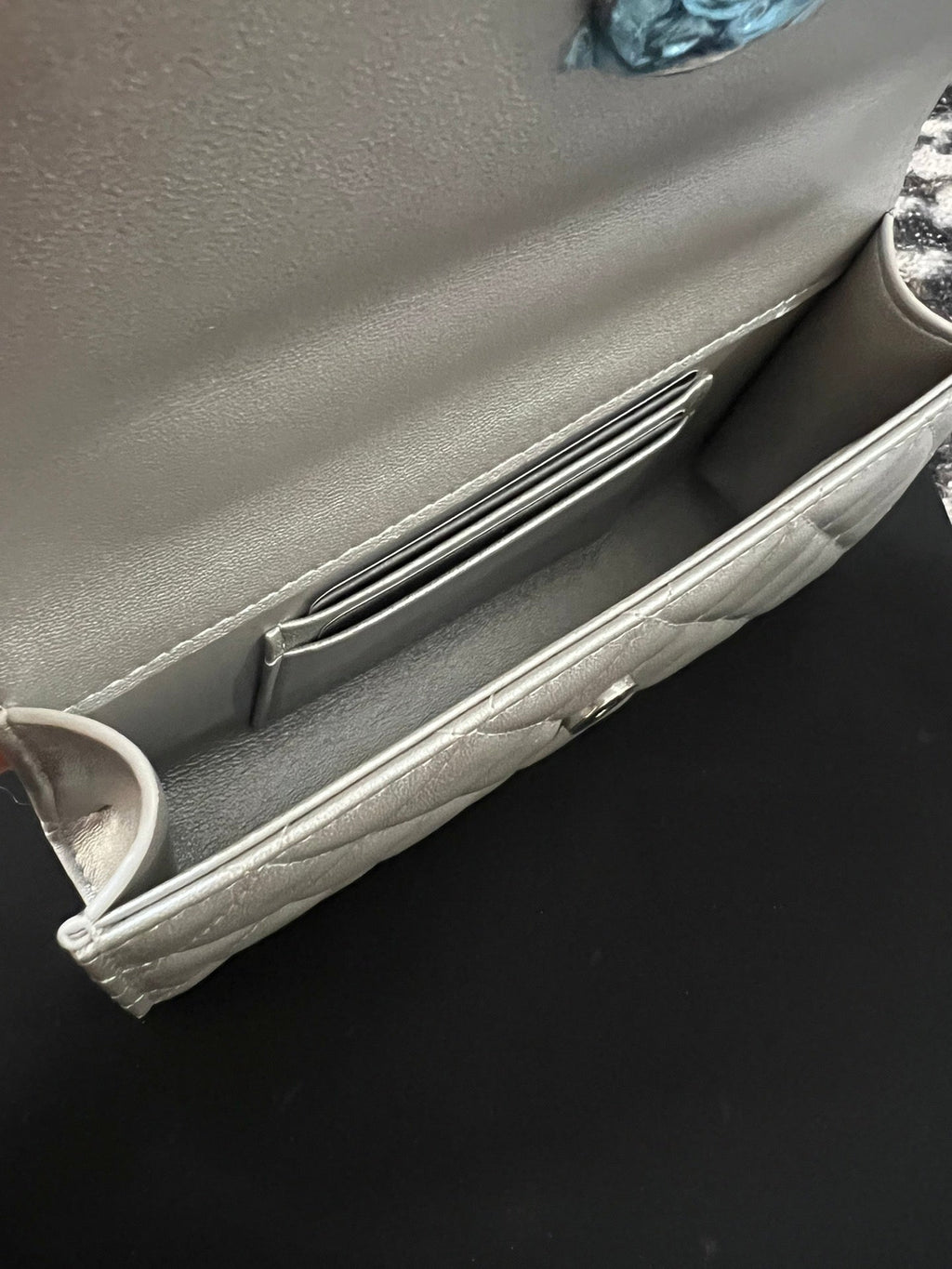 CHANEL KELLY 18 BAG IN SILVER CALFSKIN WITH STRAP