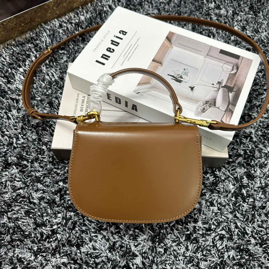 CELINE BESACE TRIPHOME 17 CALFSKIN CARAMEL BROWN