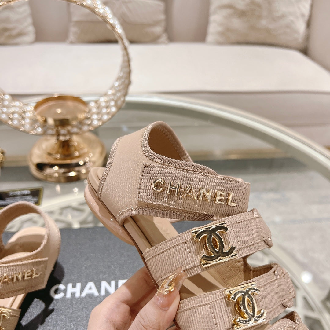 CHANEL Double C  Xiaoxiang Chain Fabric Head Chunky Sandal Cream Lambskin