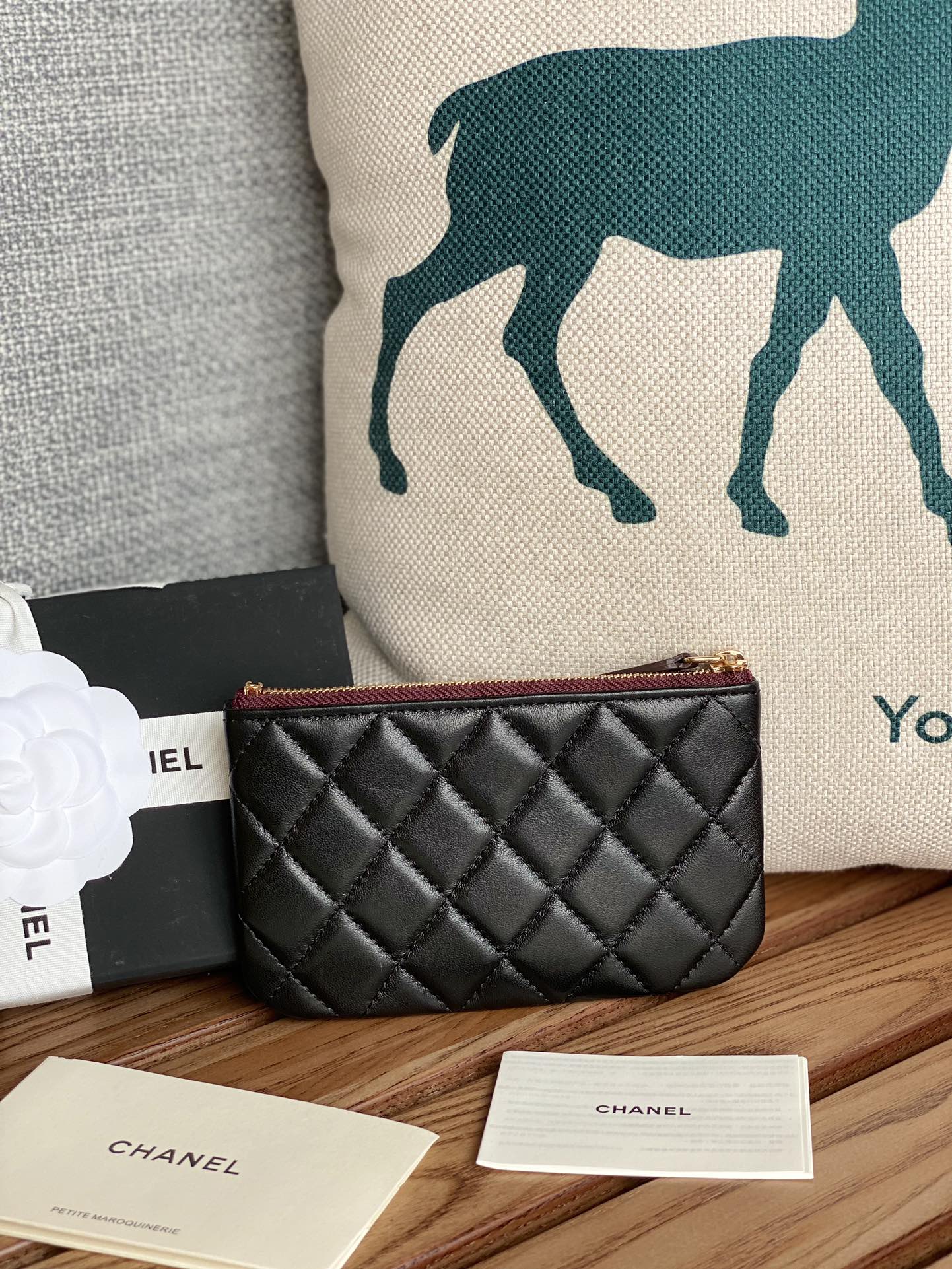 CHANEL CLASSIC SMALL 15 ZIPPED POUCH IN BLACK CALFSKIN