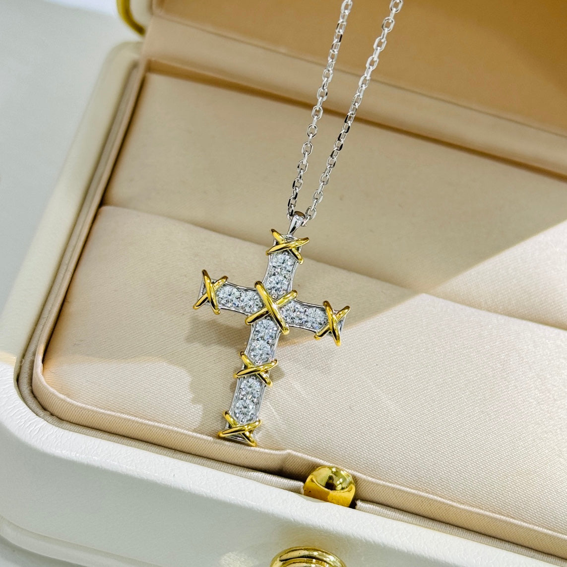 18K Tiffany Schlumberger Necklace
