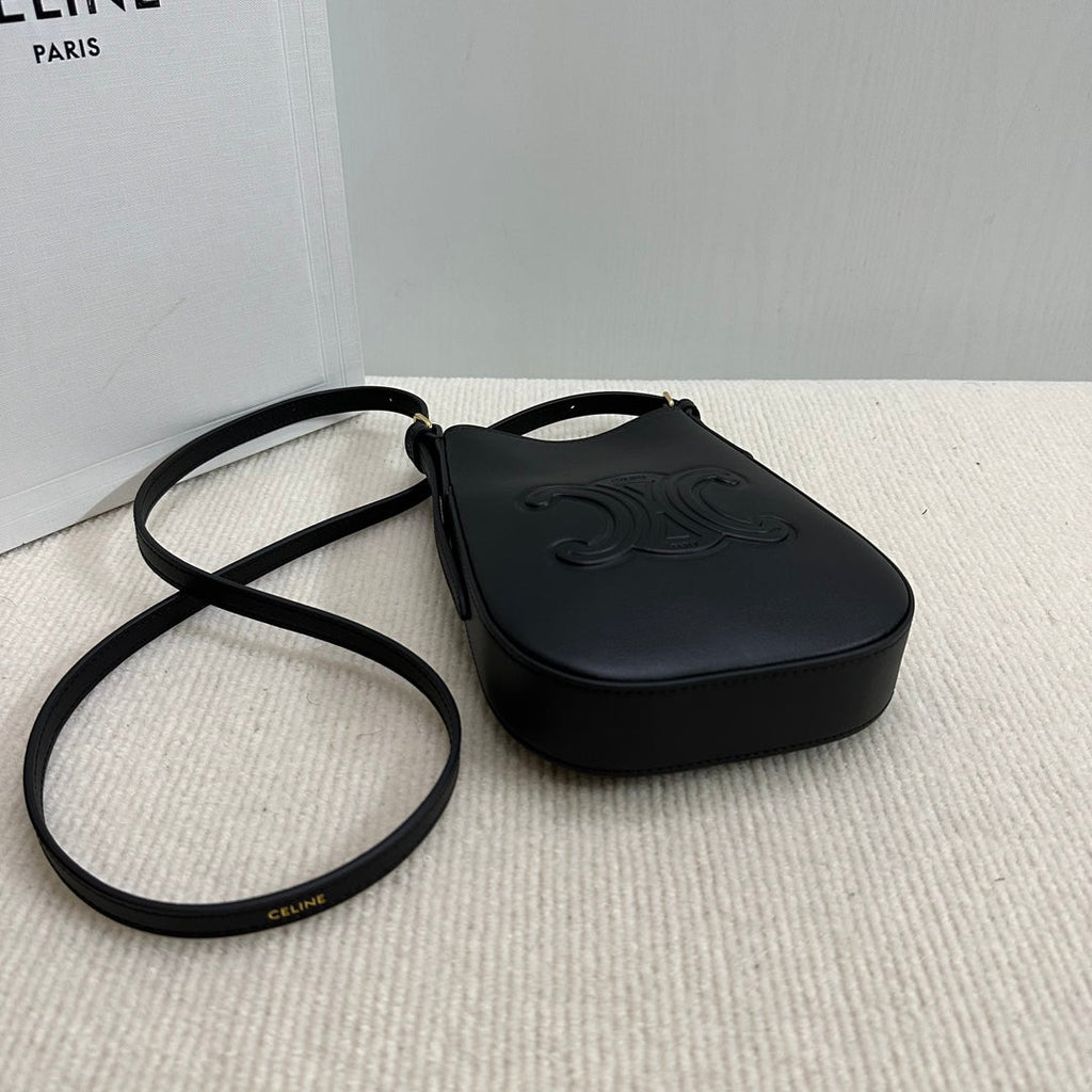CELINE PHONE POUCH HELOISE 19 IN BLACK SUPPLE CALFSKIN