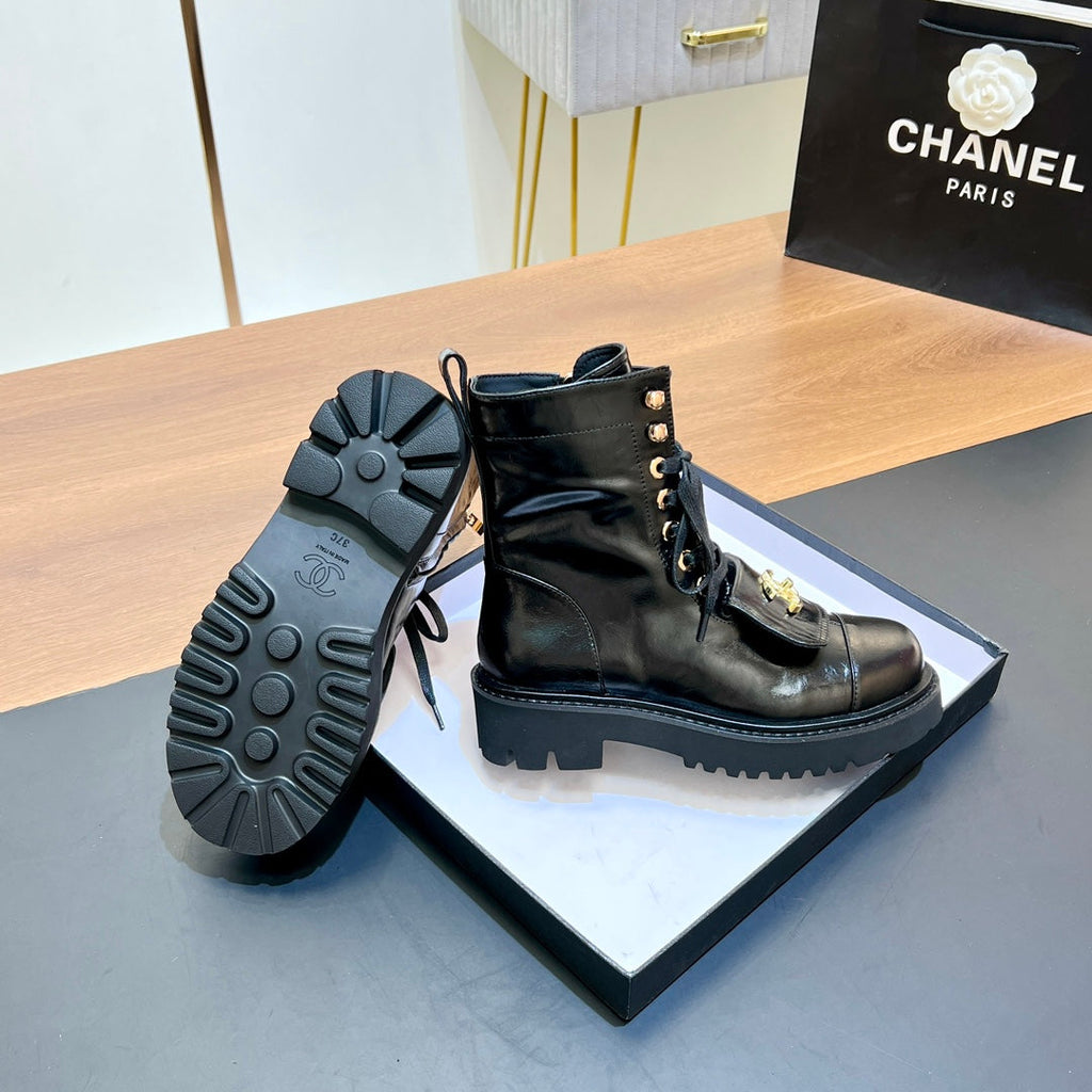 CHANEL 25S HIGH ANKLE BOOTS WITH ZIPPER IN BLACK FULL CALFSKIN GOLD HARDWARE