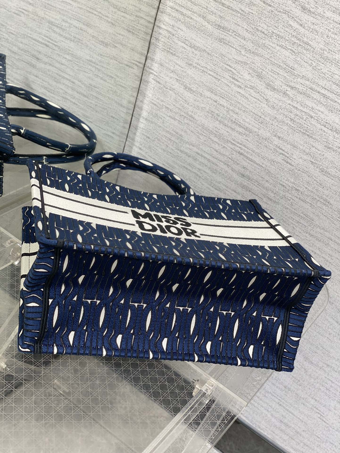 DIOR MISS MEDIUM TOTE 36 IN WHITE MIX DEEP COVE BLUE CANVAS