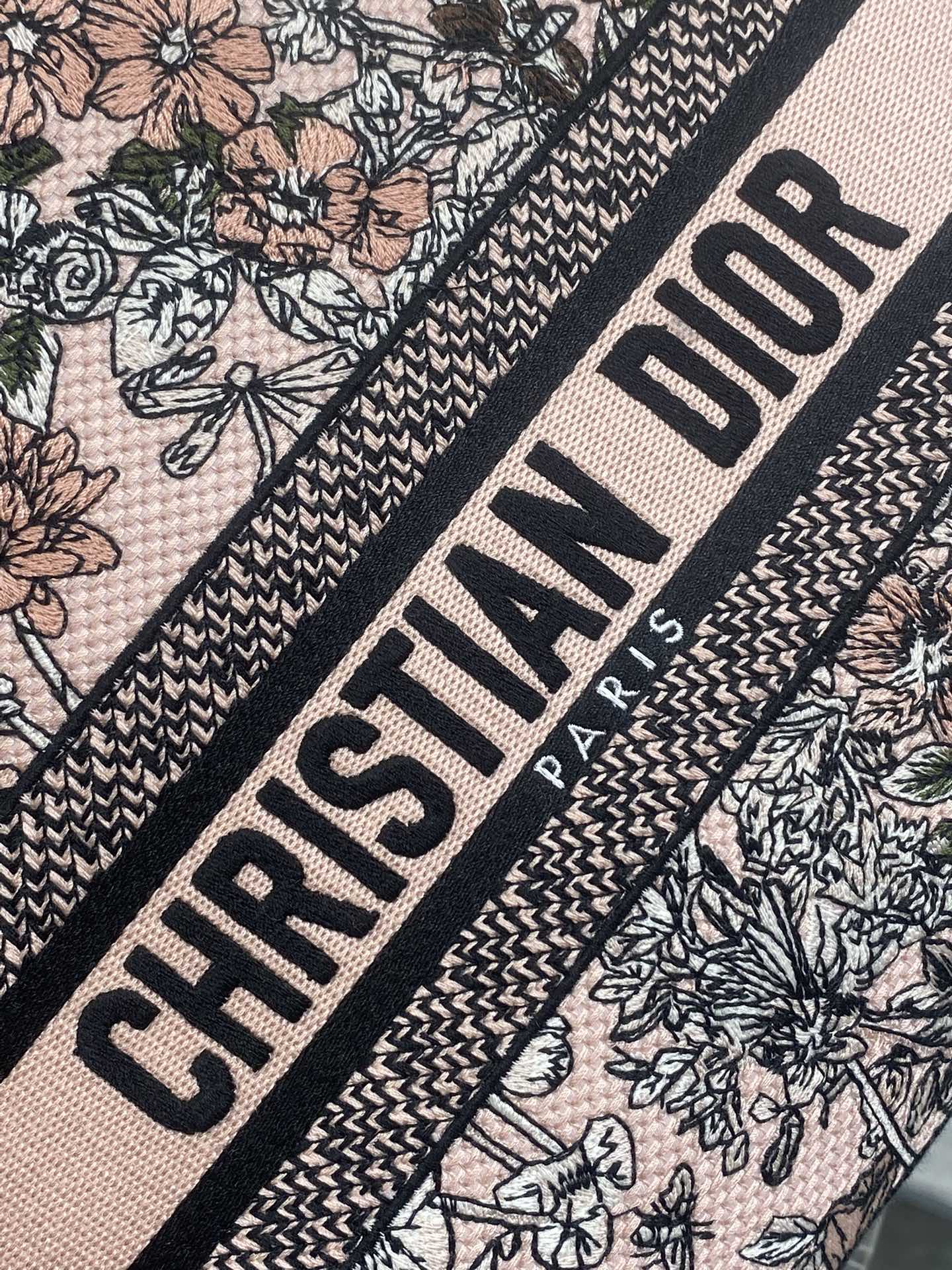 DIOR 25S SMALL LADY D-LITE BAG 24 IN PINK  FLOWERS CALENDAR ALLOVER EMBROIDERY