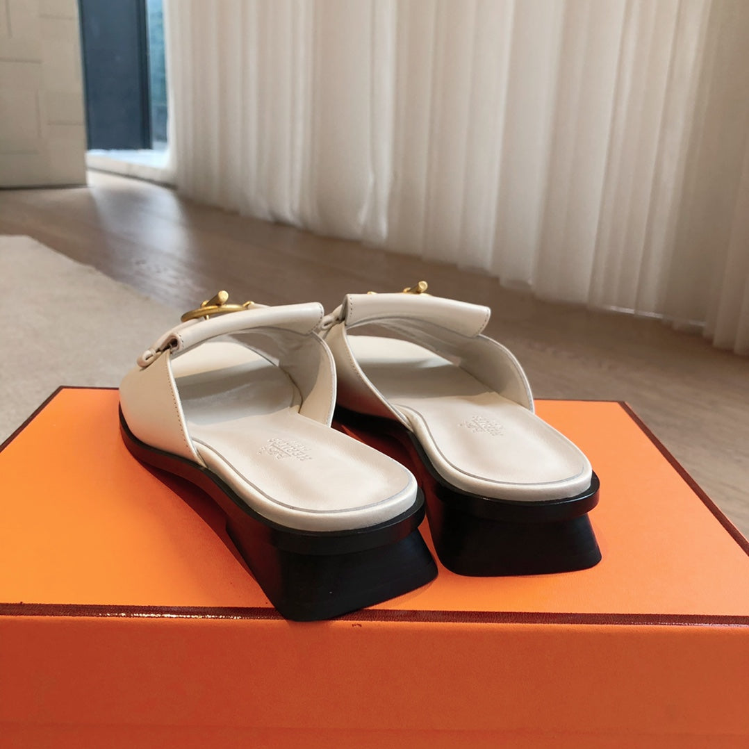 HERMES ISLE SANDAL WHITE CALFSKIN