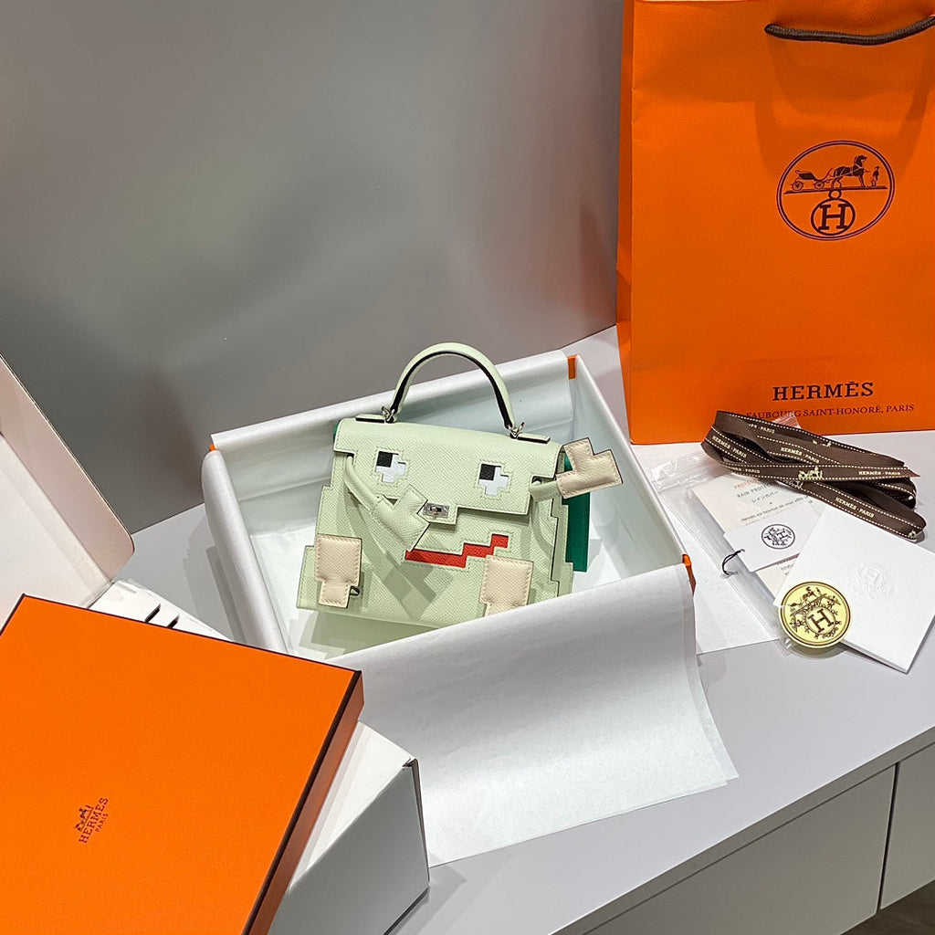 HERMES KELLY DOLL 18 IN LIGHT GREEN CALFSKIN