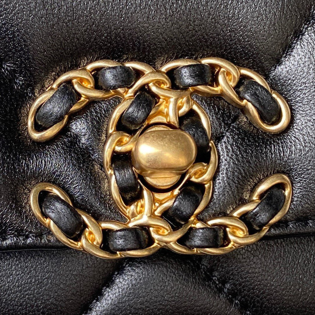 CHANEL 19 WOC 19CM BLACK LAMBSKIN GOLD HARDWARE