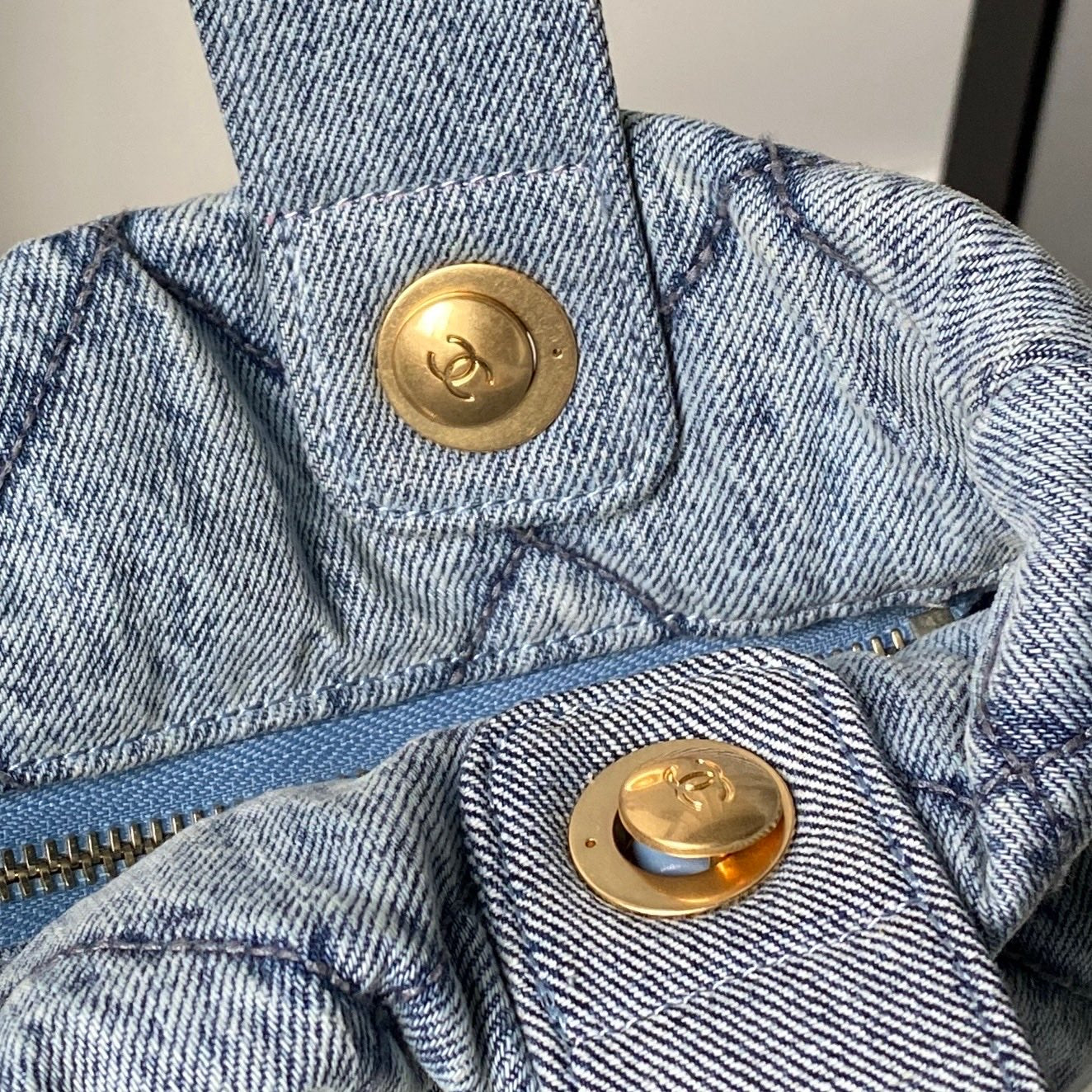 CHANEL 25S BOW BAG 38 IN DARK BLUE DENIM WITH GOLD HARDWARE