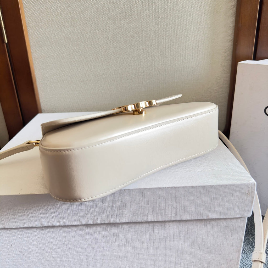 CELINE TEEN LOLA 20 IN WHITE CALFSKIN GOLD HARDWARE