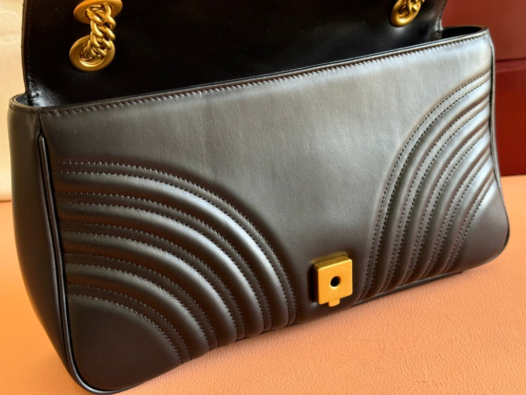 GUCCI MARMONT SHOULDER BAG 31 IN BLACK CALFSKIN GOLD CHAIN