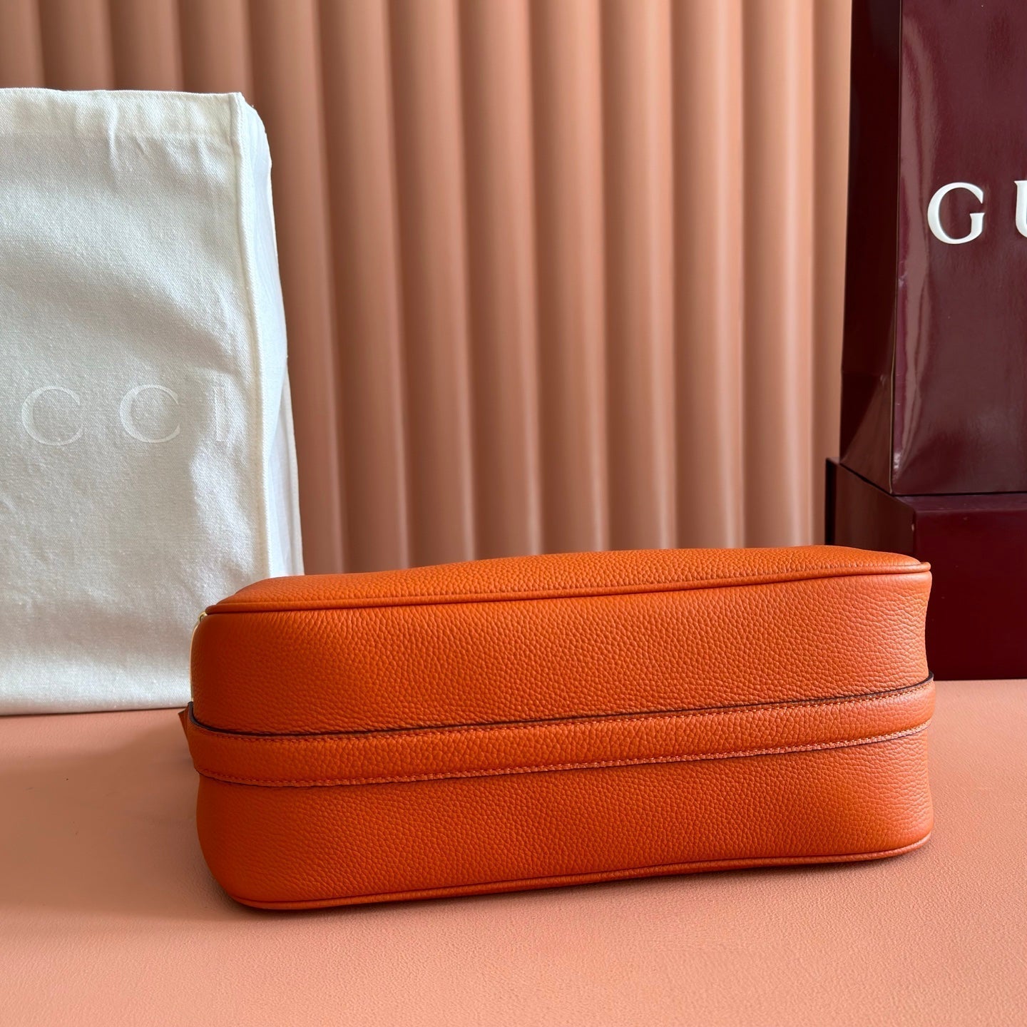 GUCCI 26S SHOULDER BAG 31 IN ORANGE CALFSKIN
