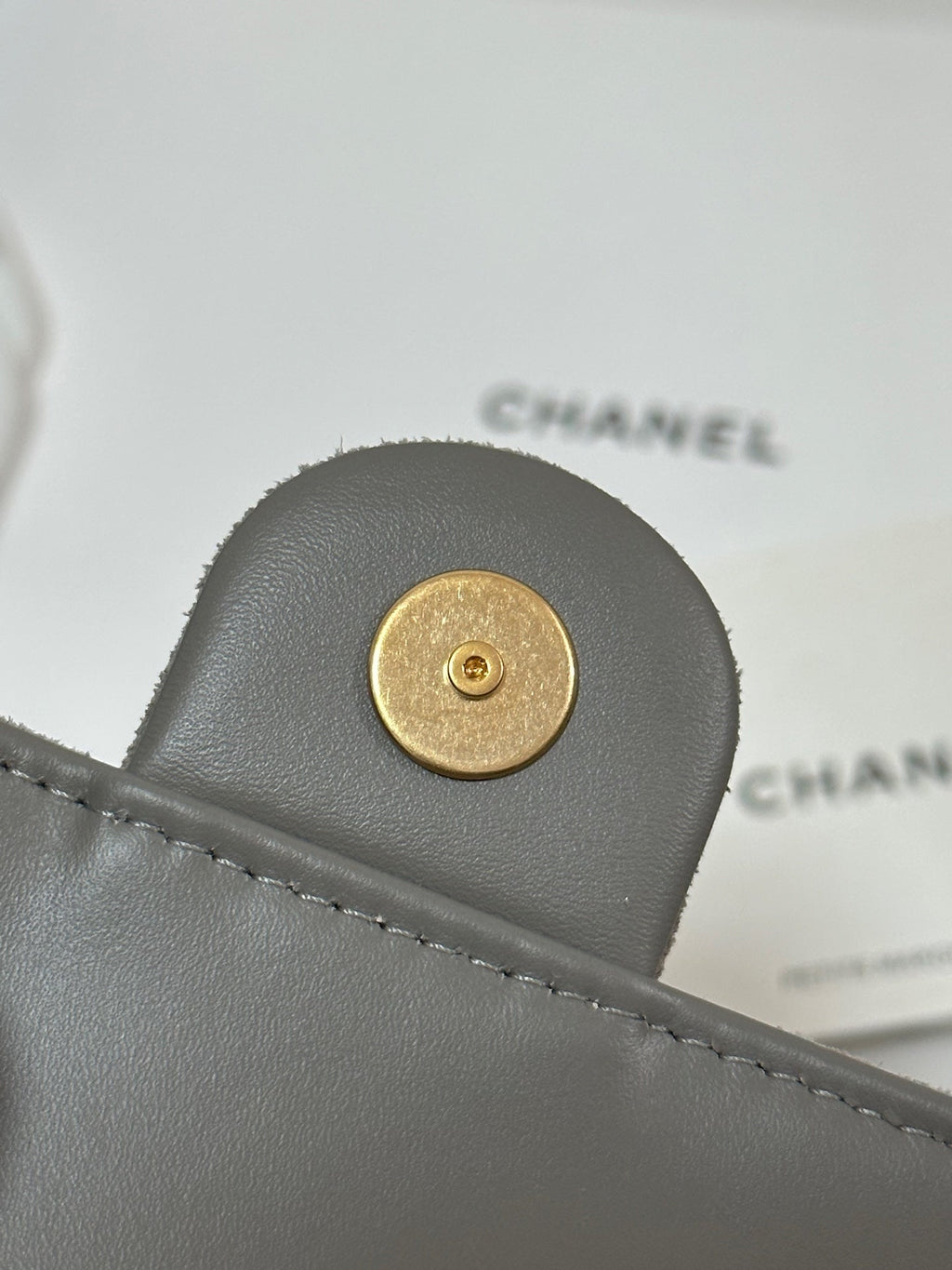 CHANEL 25 HANDBAG 30 IN NATURAL GREY SUEDE GOLD HARDWARE