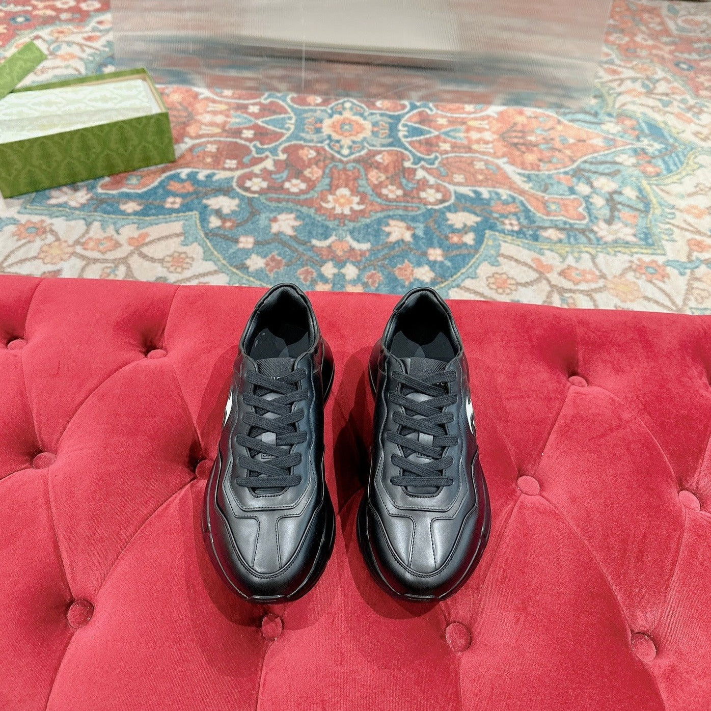 GUCCI RHYTON TRAINER BLACK CALFSKIN WITH WHITE LOGO