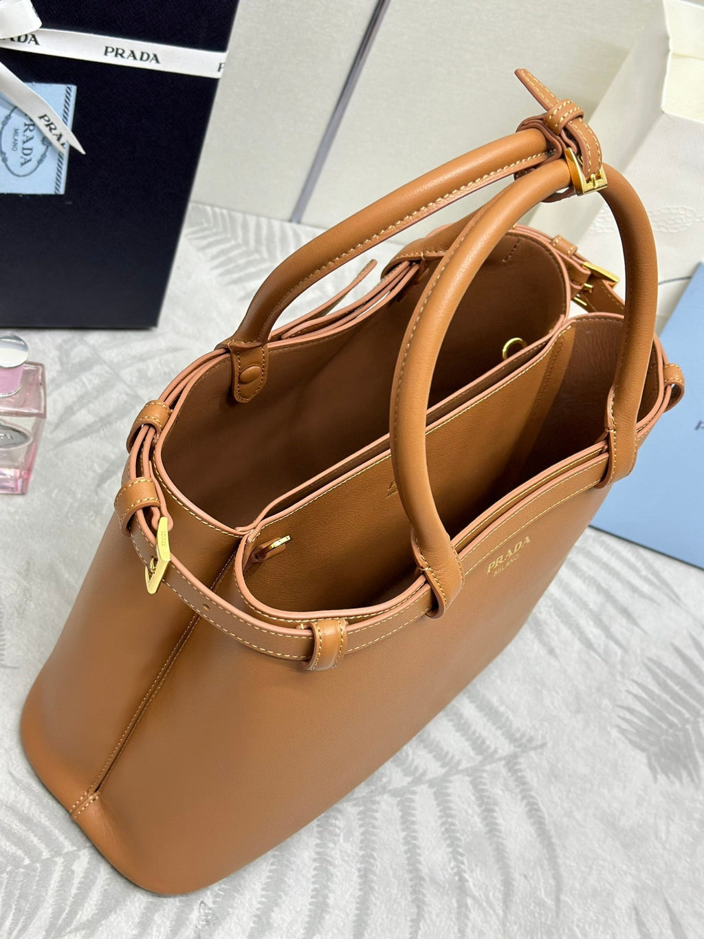PRADA 25S BUCKLE MEDIUM HANDBAG 35 IN RK CARAMEL CALFSKIN GOLD HARDWARE
