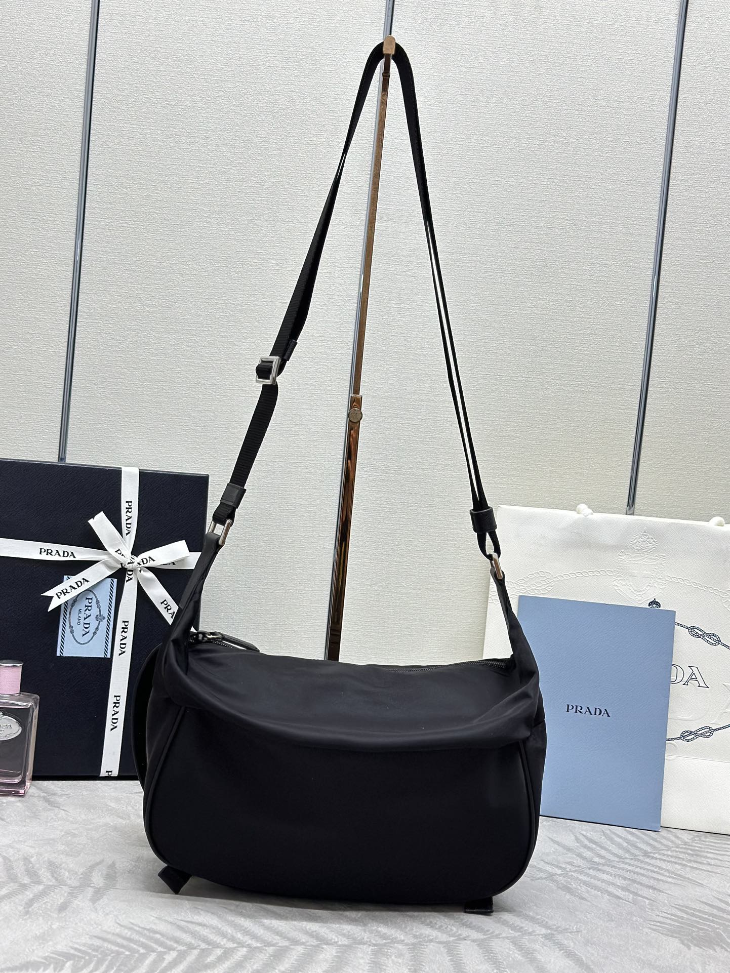 PRADA SHOULDER BAG 27 IN BLACK RE-NYLON TRIANGLE LOGO