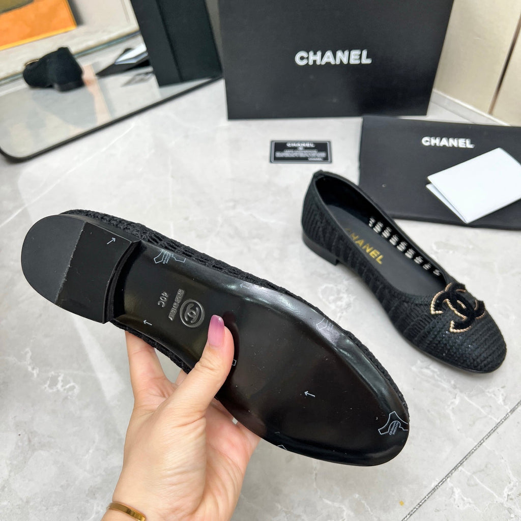 CHANEL BALLET FLAT 10 MM IN BLACK RAFFIA