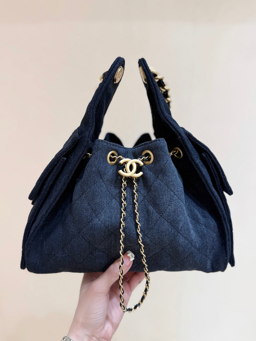 CHANEL 25 HANDBAG 30 IN DARK BLUE DENIM GOLD HARDWARE