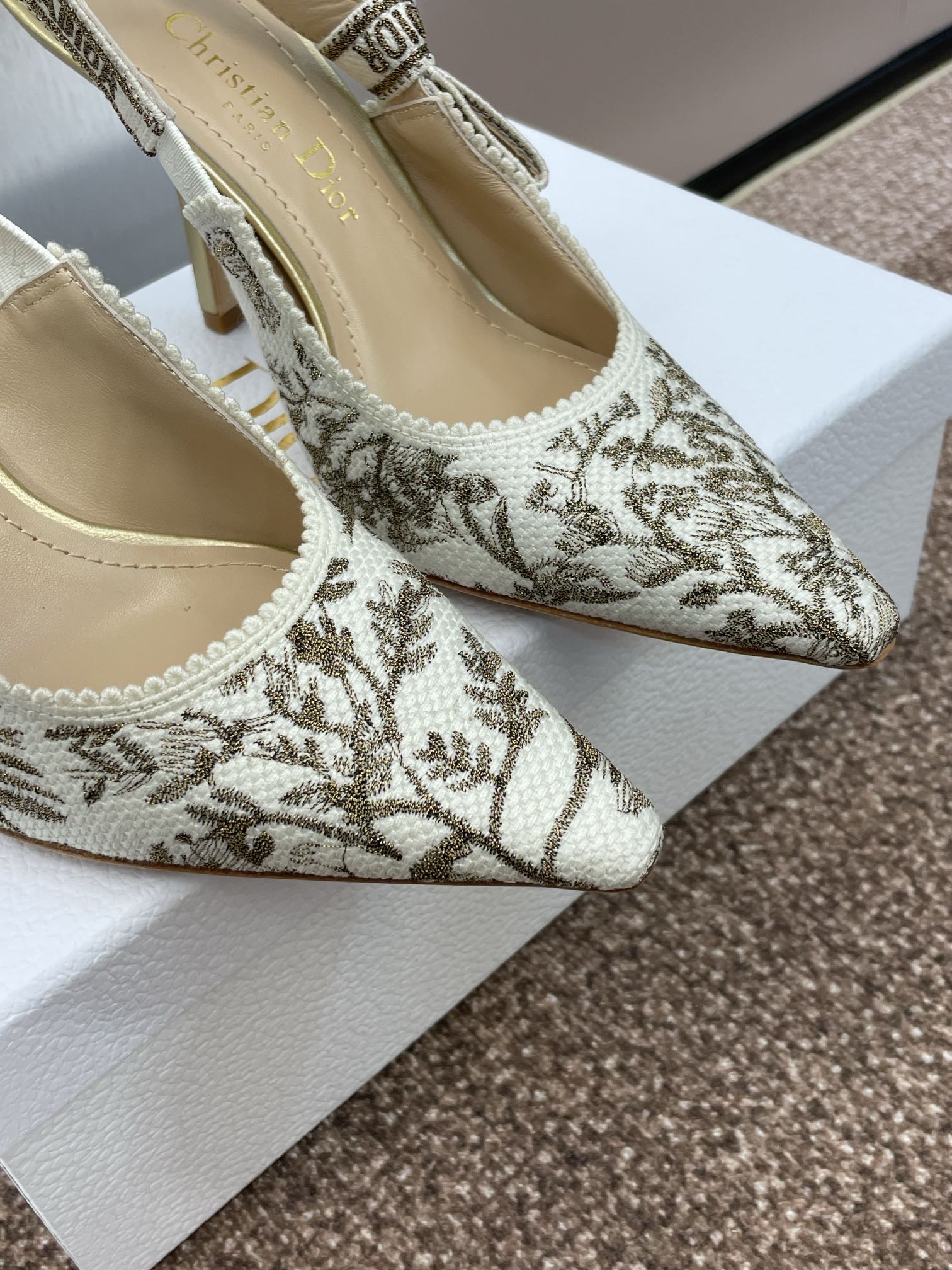 DIOR J'A HIGH SLINGBACK PUMP WHITE AND GOLD-TONE MILLEFIORI JACQUARD 95 MM