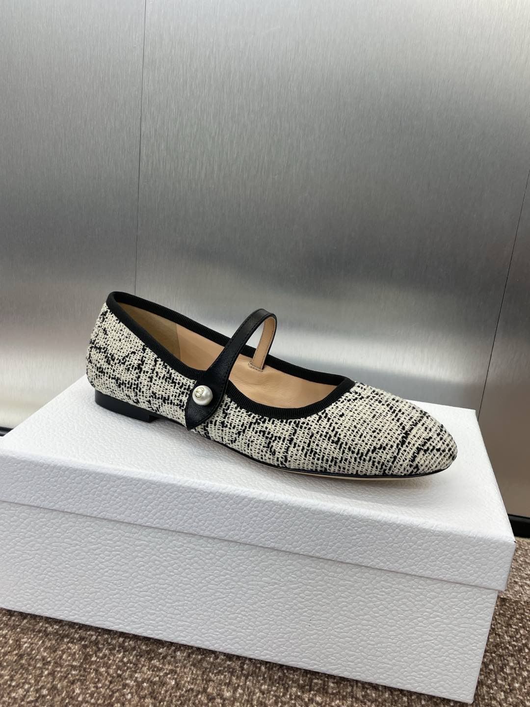 DIOR D-RAMOUR BALLET FLATS IN WHITE MIX BLACK EMBROIDERED CANNAGE TWEED