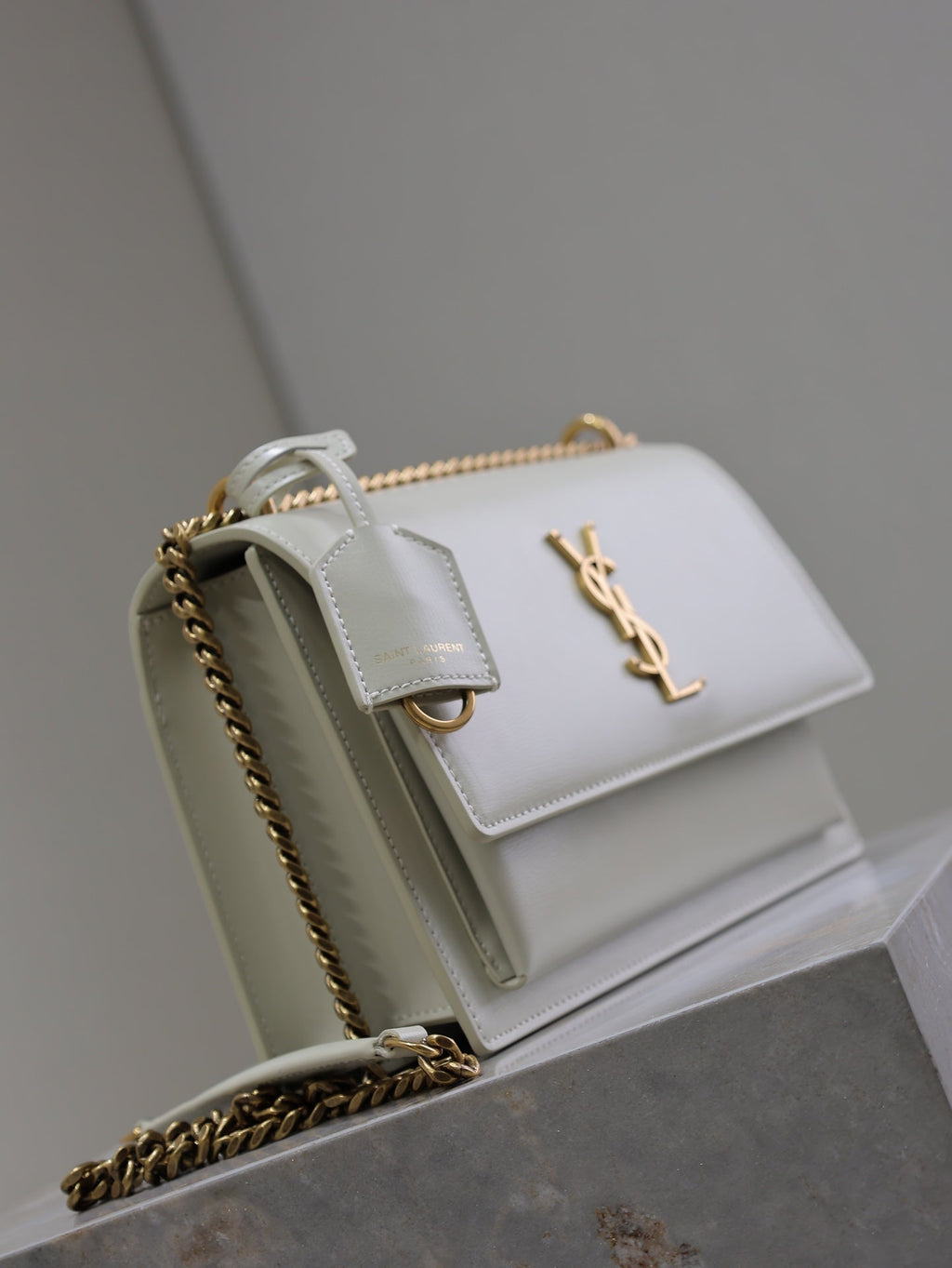 YSL 25S SUNSET BAG 22 IN IVORY CALFSKIN GOLD HARDWARE