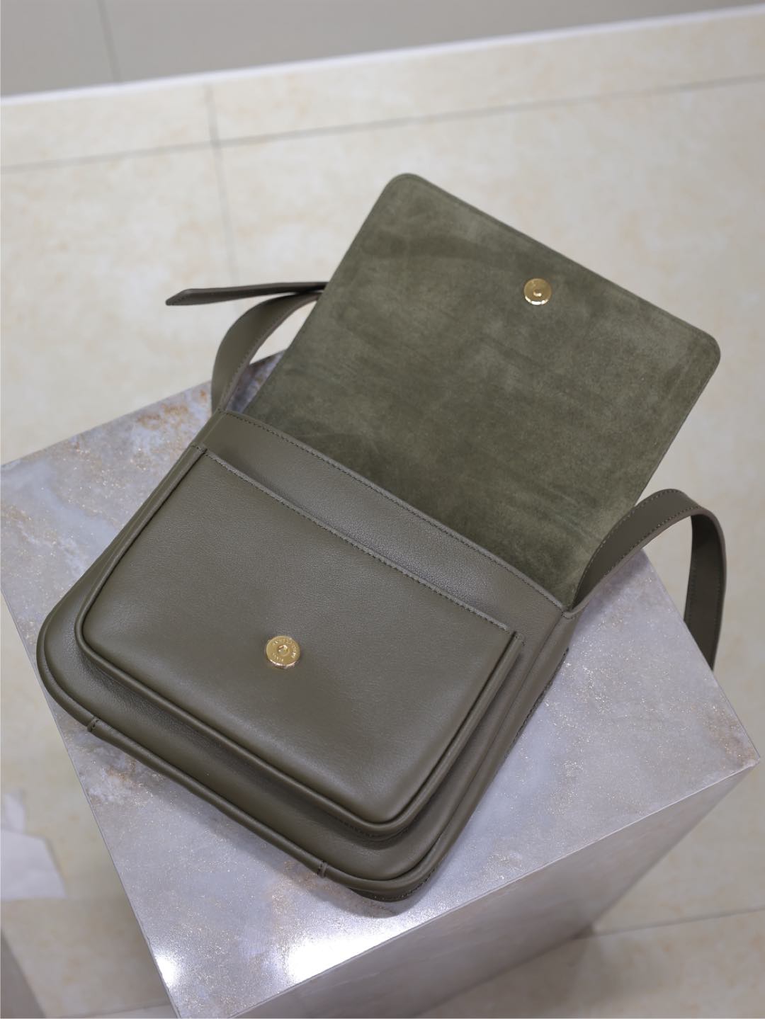 YSL 25S NIKI BABY 22 IN DARK OLIVE BROWN CALFSKIN GOLD HARDWARE