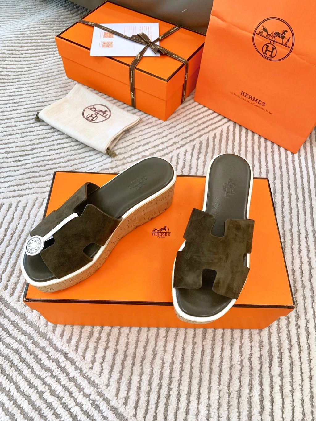 HERMES EZE 65 SANDAL ARMY SUEDE